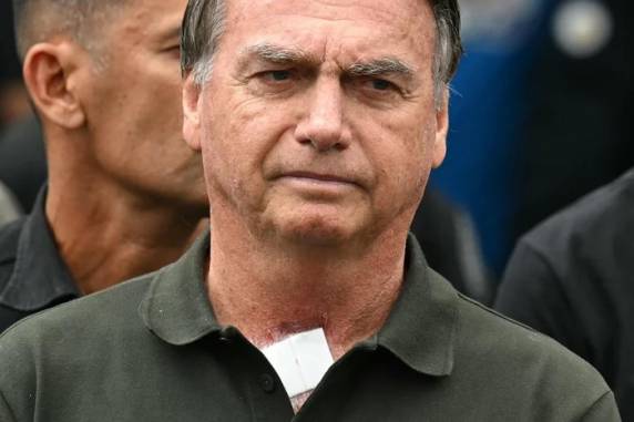 Se a perda for decretada, salário que ex-presidente recebe será repassado para a esposa ou filhas em forma de pensão