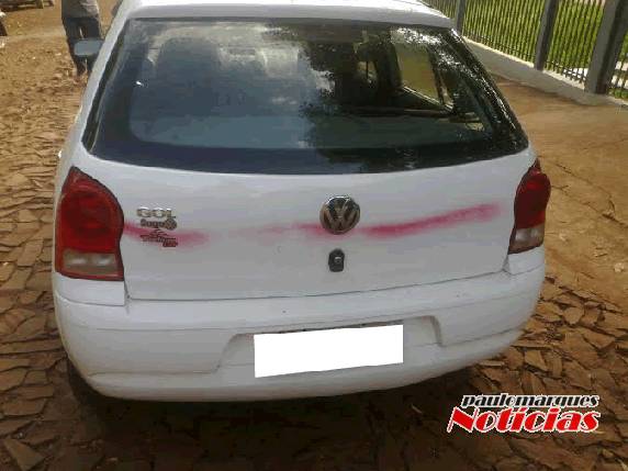 Automóveis 

foram pichados em Três de Maio.