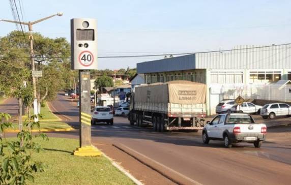A medida é válida para as rodovias de pista simples, ou 

seja, não duplicadas