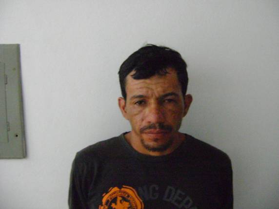 O homem foi preso por volta da 1he15min da madrugada