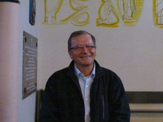 O padre de Nova Candelária está internado na UTI do Vida e 

Saúde