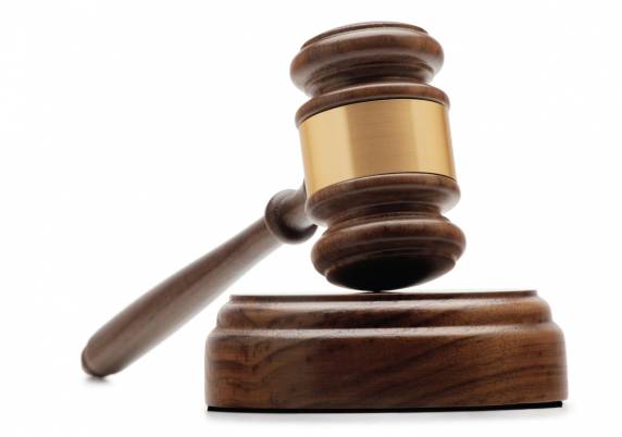 A acusada, que não teve o nome divulgado pela Justiça, terá que devolver a acusada terá que devolver aos cofres 

públicos R$ 129.880 mil