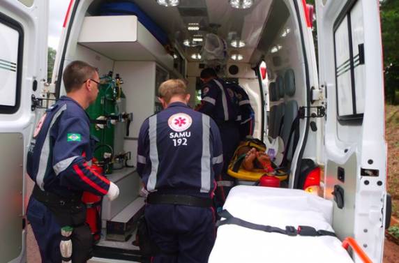 Carro 

seguia para o Litoral; grupo foi hospitalizado e não corre risco de vida