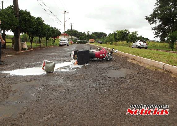 As embalagens de tintas estouraram na pista