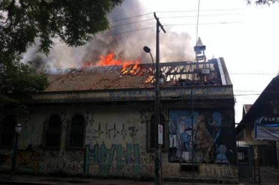 Fogo começou no velário do orfanato da instituição, na 

Cidade Baixa