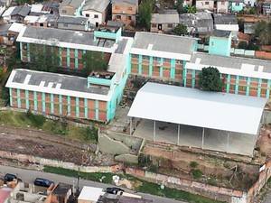 Diretora da Escola Oscar Pereira vai 

prestar depoimento à Polícia Civil