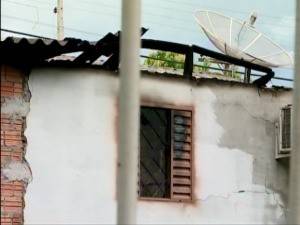 Segundo a polícia, principal suspeito é o companheiro da 

dona da casa