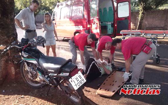 O piloto estava sozinho na 

moto
