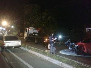 No domingo, 

homem embriagado tentou fugir de barreira e provocou morte