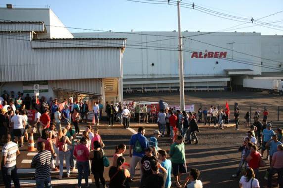 Um dos principais pontos que motivou a posição da categoria está relacionado ao programa de participação de resultados de 2013