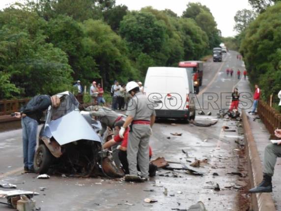 Raimundo Viana, 58 anos, conduzia um veículo Ká e morreu no local do acidente