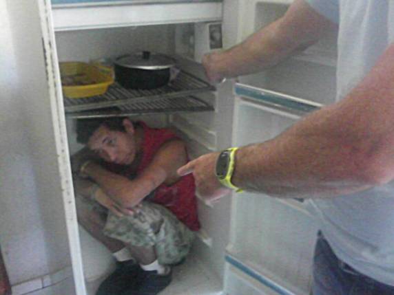 Segundo PMs, homem tremia de frio no momento em que foi localizado