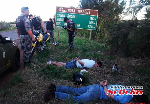 Indivíduos foram presos em flagrante