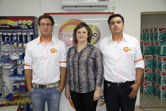 Vice-prefeita Eliane prestigiou os empresários