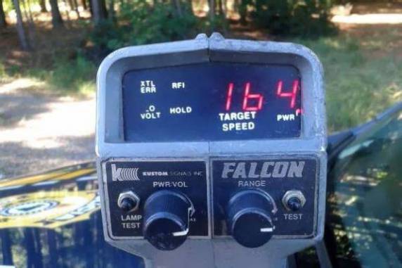 Ford Ecosport registrou 164 km/h no radar da PRF entre Fazenda Vila Nova e Montenegro