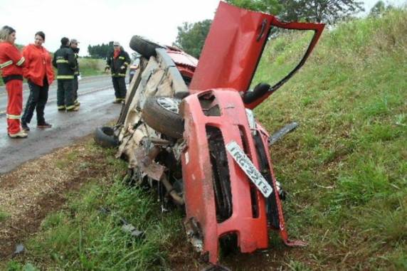 Vítima tinha 43 anos e dirigia veículo com placas de Porto Alegre
