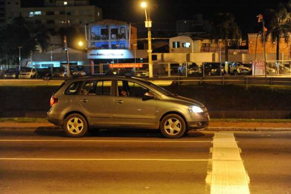 Jovem permaneceu dormindo por mais de 20 minutos na Avenida Ipiranga