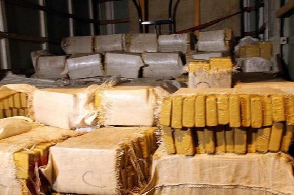 Droga está avaliada em R$ 2 milhões, de acordo com a polícia