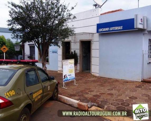 Assalto ocorreu por volta das 

12he30min desta sexta-feira