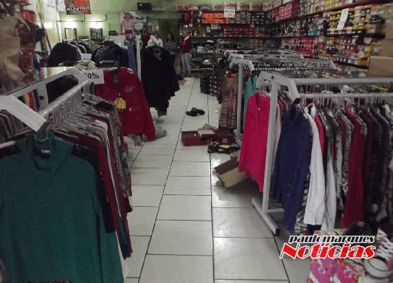 A ação dos elementos se deu no final da madrugada desta quinta-feira (05)