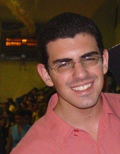 O jovem alugou um apartamento na Argentina, onde foi localizado
