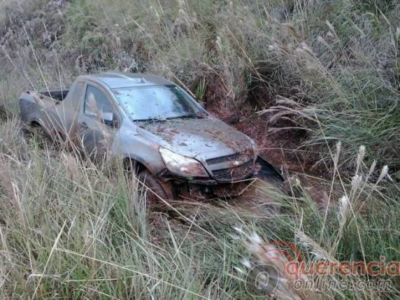 As péssimas condições da 

ERS 155, provocou mais uma acidente na manhã desta sexta-feira (13), e por pocu não teve consequências mais graves