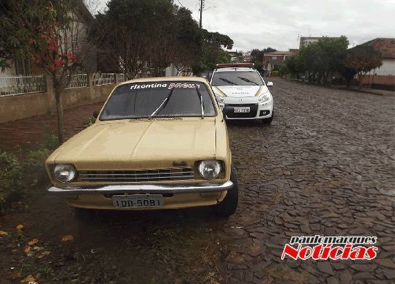 A ação inusitada do ladrão começou em Horizontina e culminou em 

Três de Maio, onde trocou de carro. A Belina não foi localizada