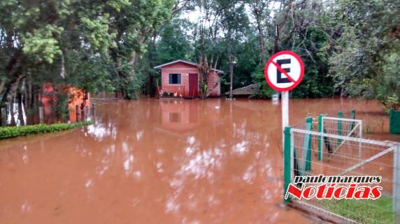 O tempo instável permanece sobre todo estado no sábado e domingo