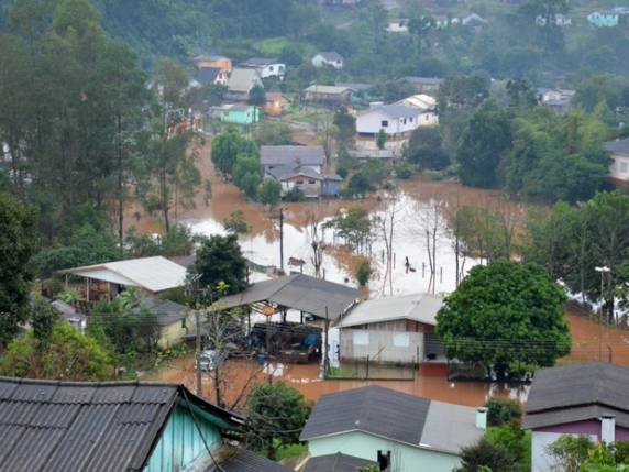 Domingo (29) 

terá pancadas isoladas, e temperaturas começam a diminuiR