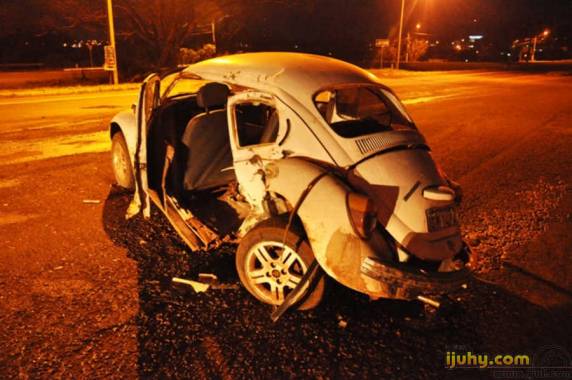 Colisão ocorreu no trevo entre a avenida Getúlio Vargas e a ERS 155, no acesso ao bairro Modelo