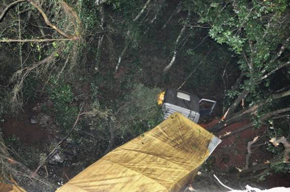 Acidente na noite de quinta(18) em Coronel Barros envolveu seis veículos