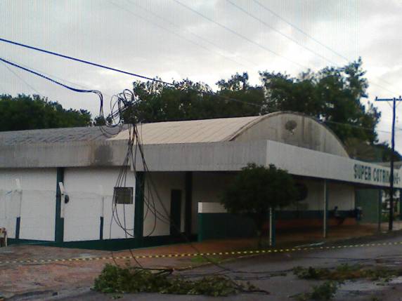O fato foi registrado em dois pontos da avenida
