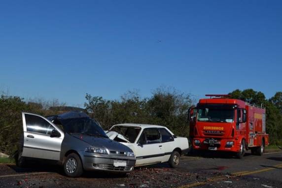 Os dois motoristas morreram