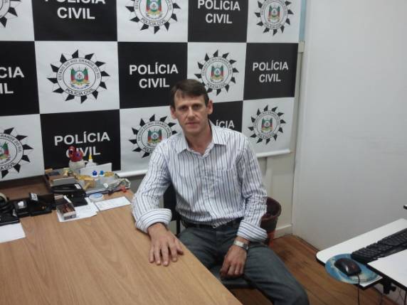 Ação foi realizada pela Polícia Civil nesta segunda-feira, 18. Uma pessoa segue foragida
