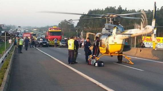 Socorrista do SAMU estava 

fora do serviço e preso na fila, no trânsito em Laguna, quando ocorreu um engavetamento de 5 veículos