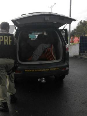 Ele fugiu após o acidente, mas foi localizado em casa 

pela PRF