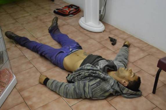 Assaltante conhecido como Gardenal levou um tiro no peito