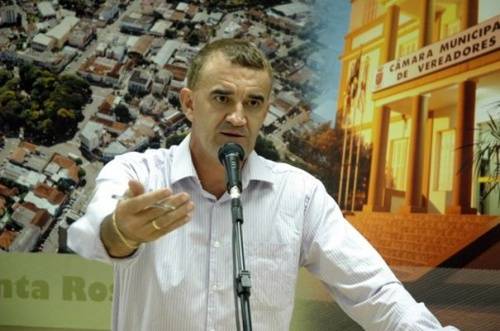 A agressão seria motivada pelas denúncias de irregularidade que o mesmo fez contra o ex-diretor da Secretaria de Agropecuária e Infra-estrutura
