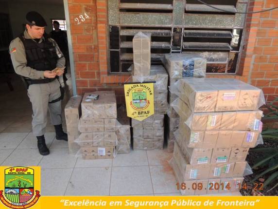 O contrabando era transportado no porta-malas de um 

veículo