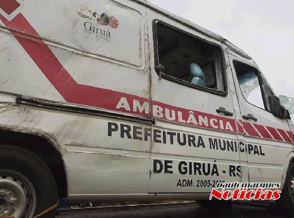 O acidente ocorreu por volt das 11he15min deste sábado, em Santa Rosa