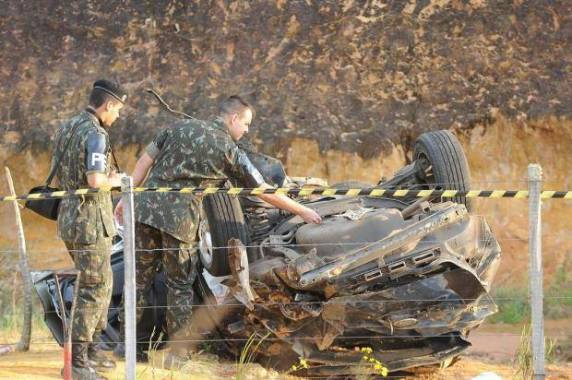 Focus onde eles estavam capotou perto da localidade de Pau Fincado, em Rosário do Sul