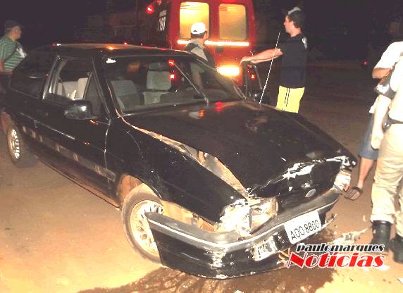 O homem ficou ferido no acidente por volta 

das 23he10min deste domingo (09), em Três de Maio