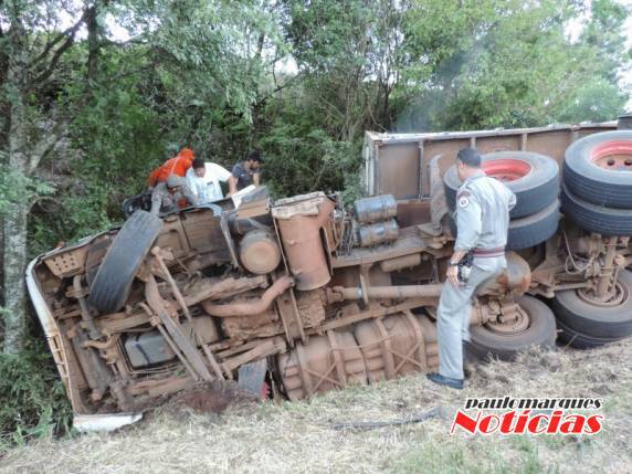 O acidente ocorreu no final da tarde deste domingo (09), em Julho de Castilhos
