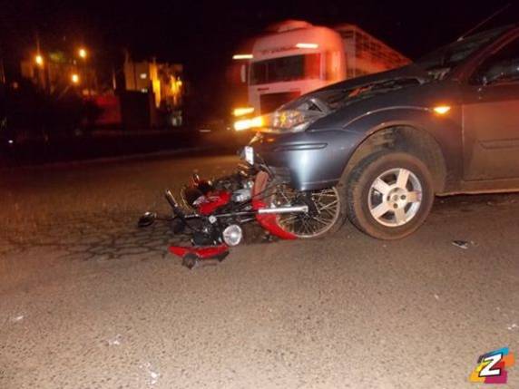 A colisão frontal ocorreu na RS 344 na altura do trevo do porco