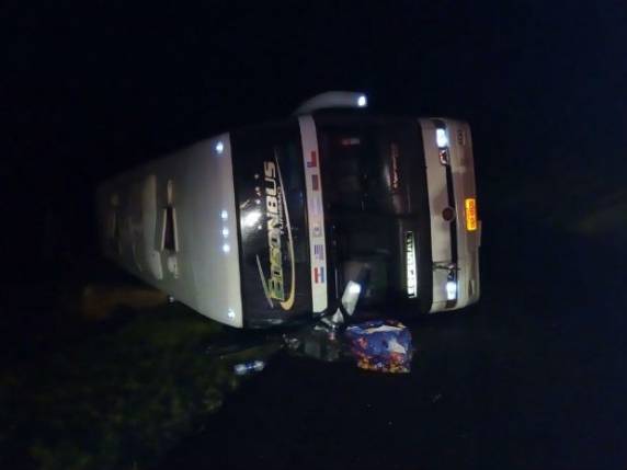 Acidente aconteceu durante a madrugada deste sábado (29), na BR-163