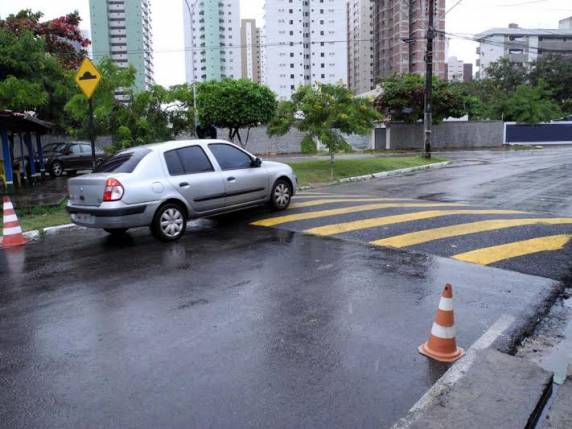 A medida siva mais 

segurança na avenida de Três de Maio