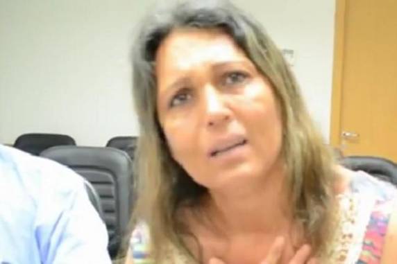 Ré pediu para falar com a imprensa após audiência que 

ouviu seis testemunhas de defesa do processo do Caso Bernardo nesta quarta-feira