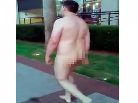 Ele foi visto sem roupas na Av. Borges de Medeiros por volta das 20h30