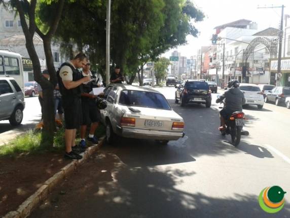 A 

vítima foi socorrida pelos Bombeiros