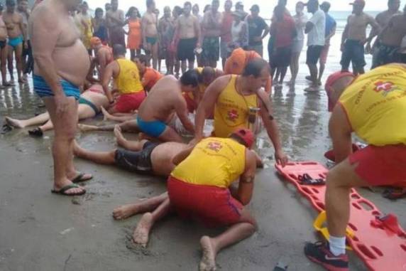 Casal, uma sobrinha que estava grávida e o marido dela morreram nesta segunda-feira em Praia Grande e outras quatro pessoas 

ficaram feridas